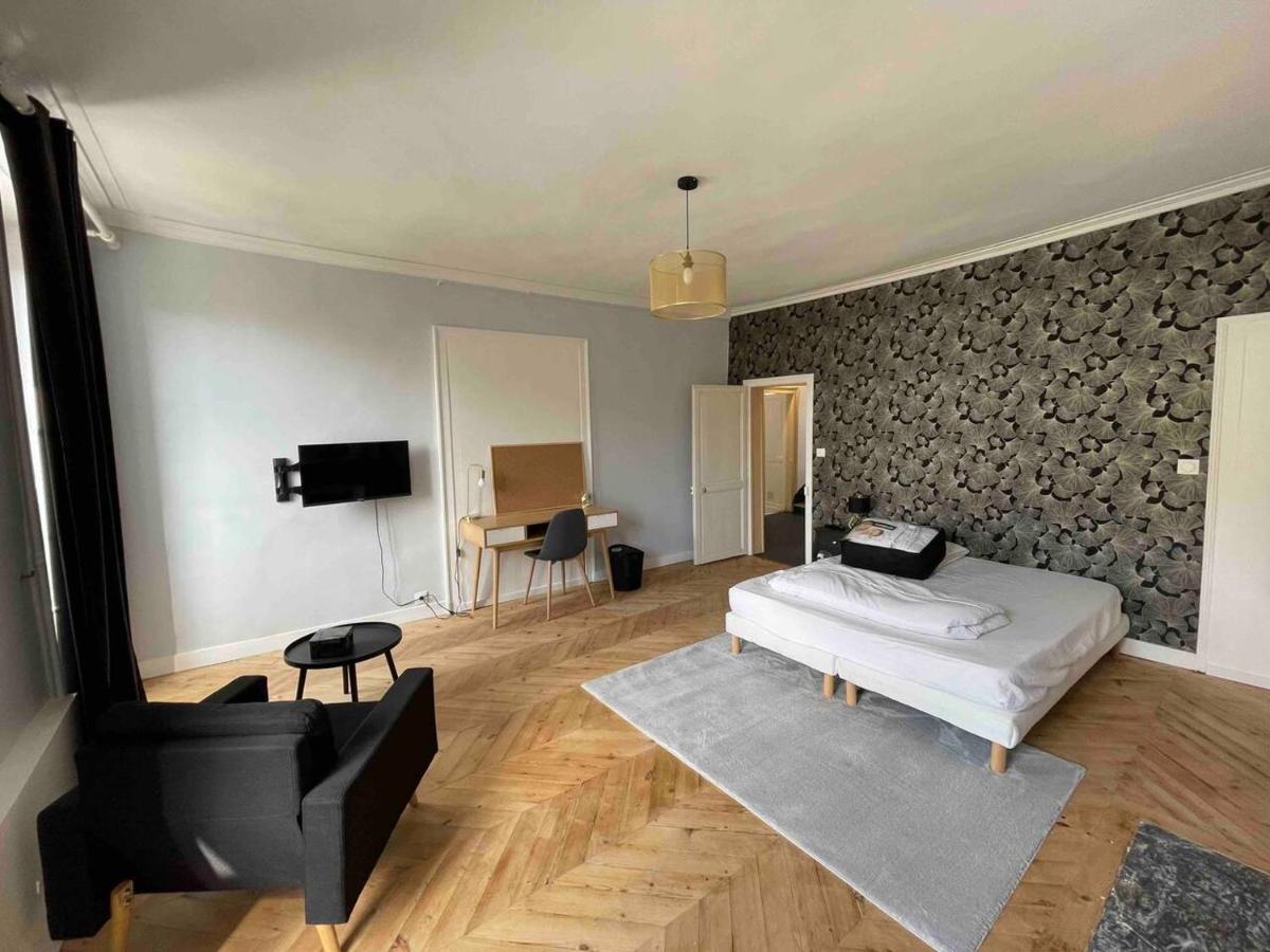 Logement Centre Ville 1 A 4 Chambres Alençon Exteriör bild